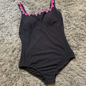 Cute and Flattering Size 14 one-piece swimsuit